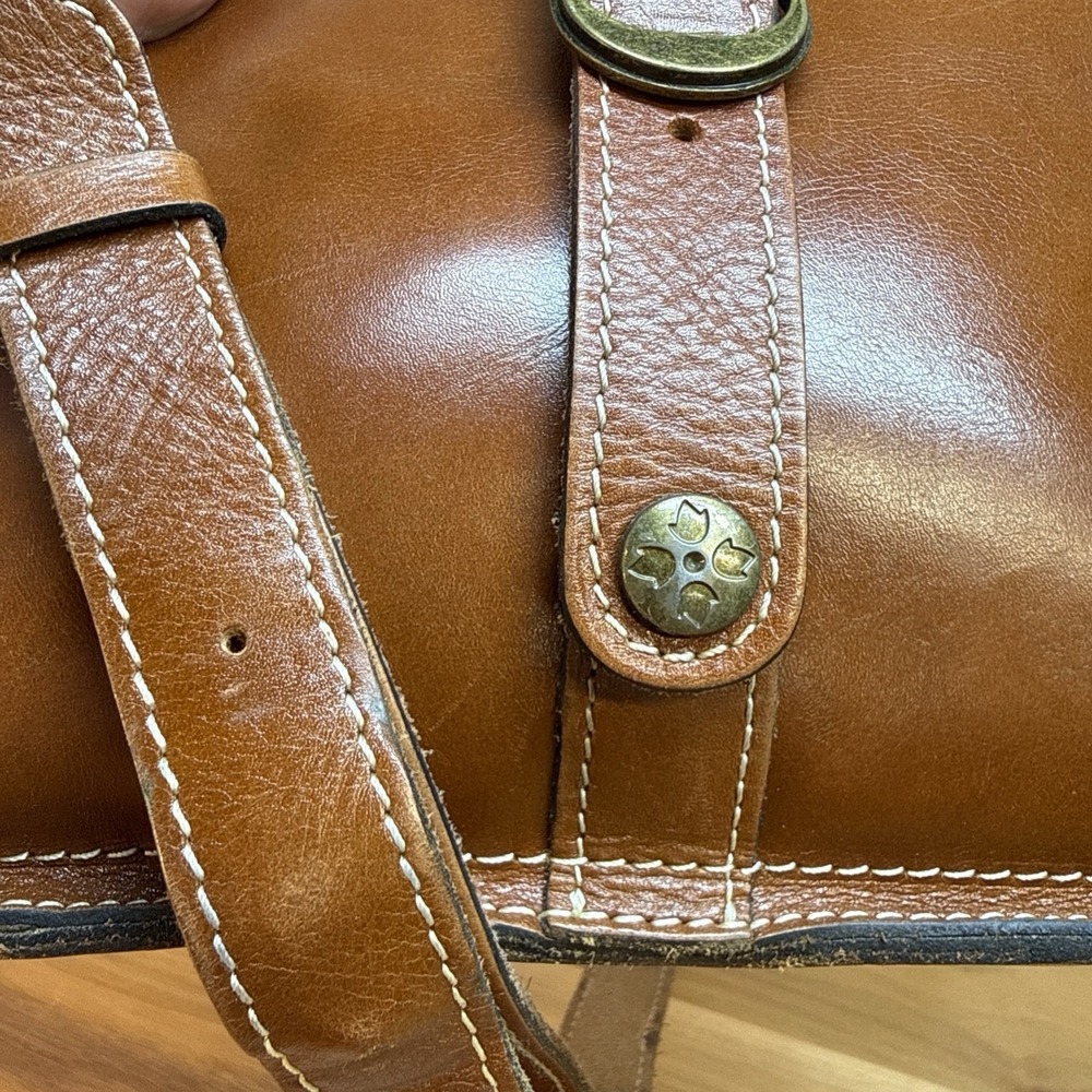 Patricia Nash Venezia Crossbody Bag Cognac Brown Messenger Purse Genuine Leather - Picture 2 of 10